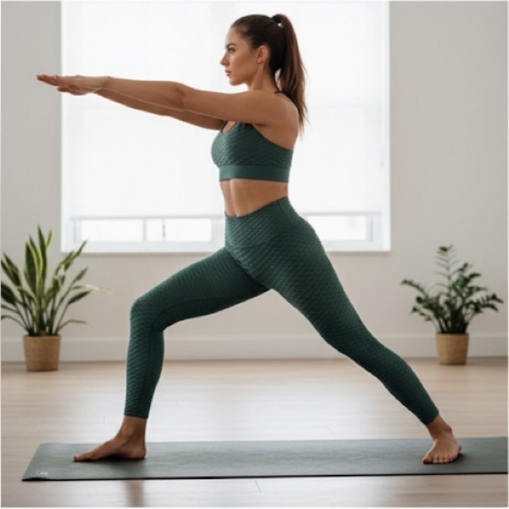 BOOTY By Brabants Curvy Leggings in Ivy